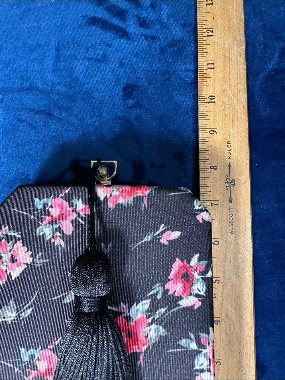 White House Black Market Floral Chain Strap Shoulder Bag Tassel Accent Small - Picture 10 of 12